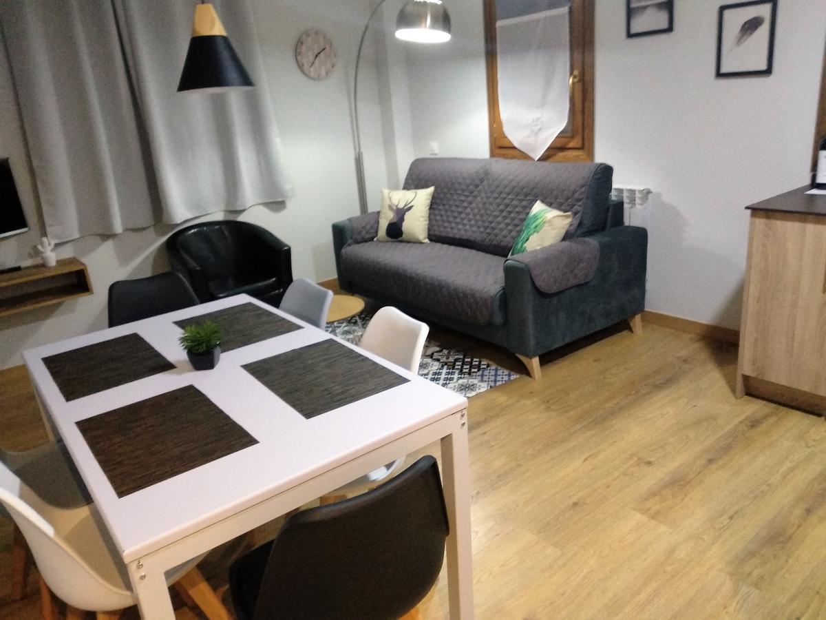 Apartamentos Maladeta بيناسكي المظهر الخارجي الصورة