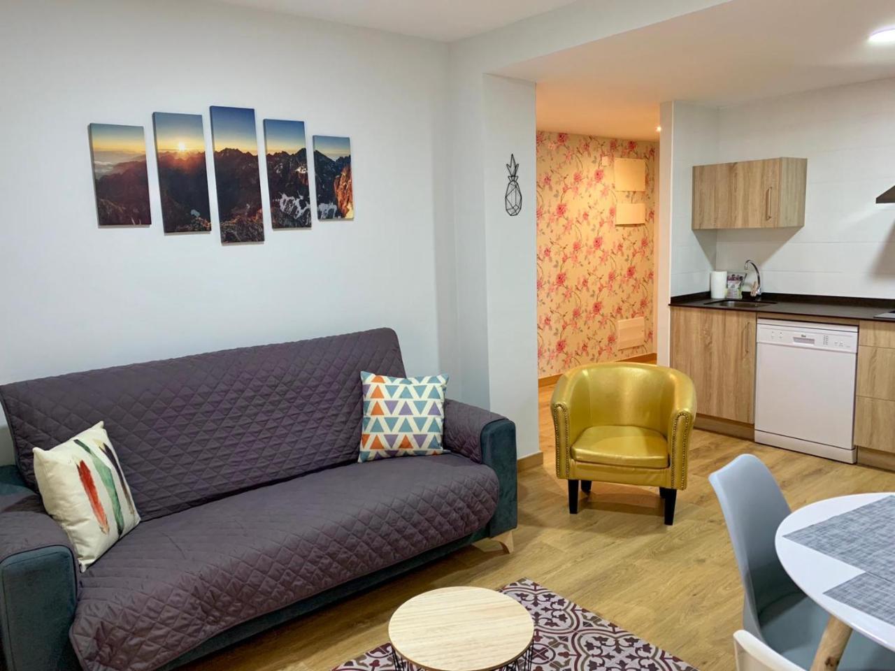 Apartamentos Maladeta بيناسكي المظهر الخارجي الصورة